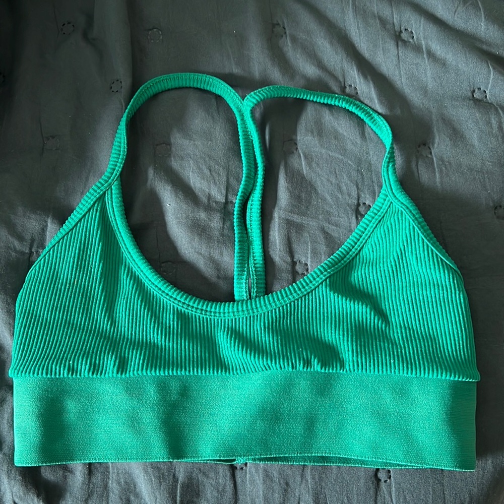 Urban M/L green bra top